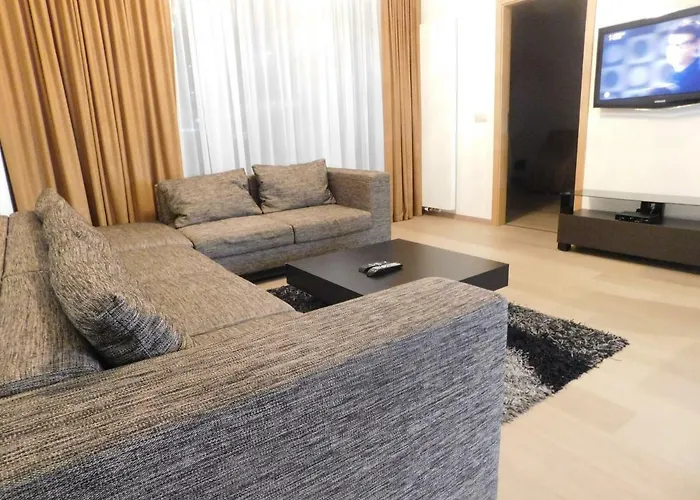 Panorama - Spacious Near Eurovea Appartement *