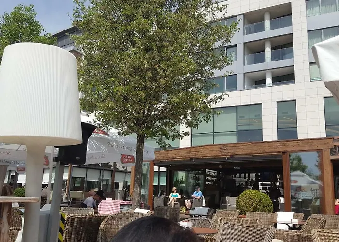 Appartement Panorama - Spacious Near Eurovea *